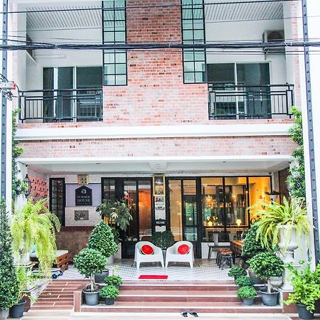 Boutique Summer House Джомтиен Бийч Екстериор снимка